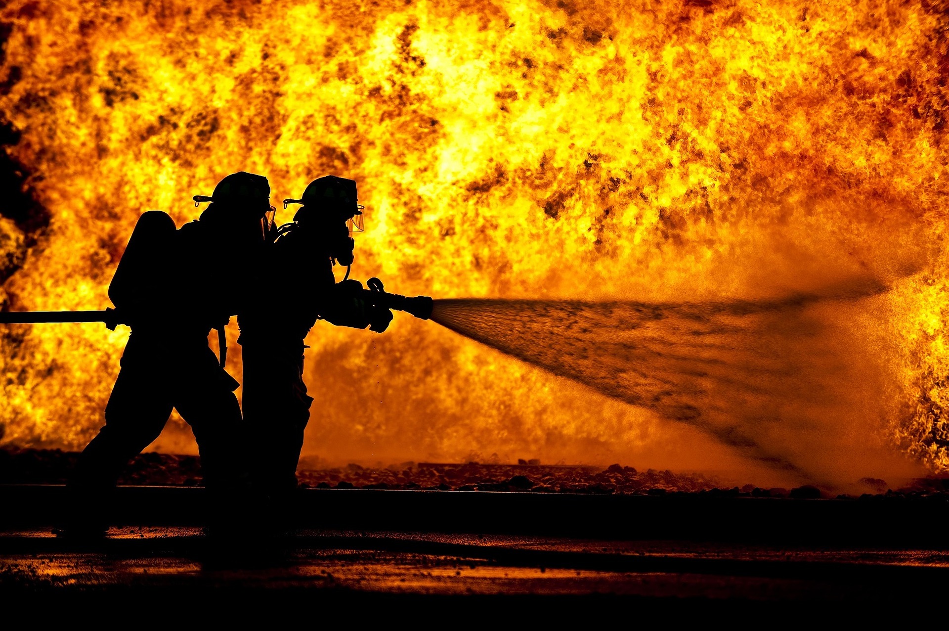 Symbolbild - Brand/Feuerbekämpfung